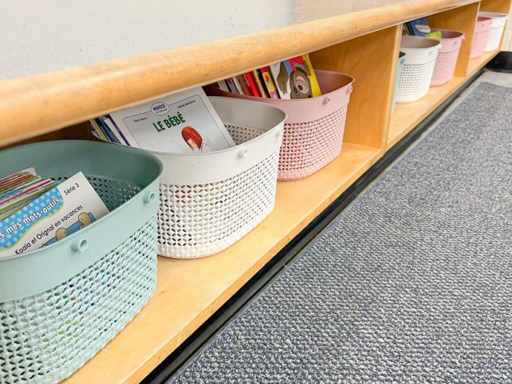 Colour coded book bins for French classroom library